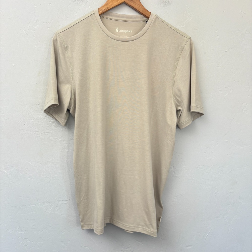 Cotopaxi Empaca Crew T-Shirt Men Size Small Mineral Beige New Flaw